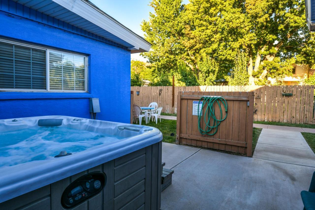 Inn 1 - Downtown 1 Bedroom Unit, Sleeps 6 With Shared Hot Tub Moab Exteriör bild